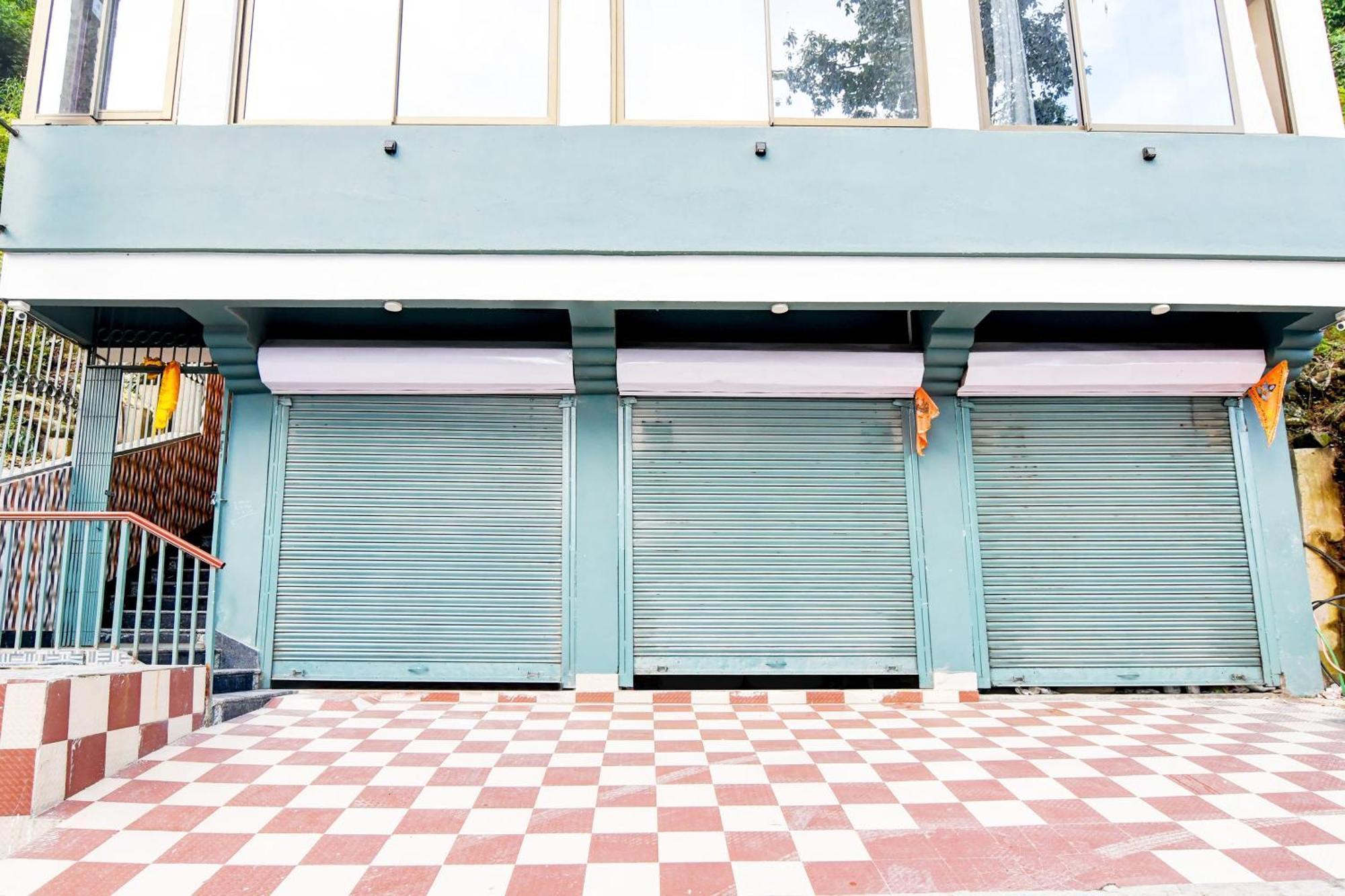 Super Townhouse Downtown Gangtok Hotel Exterior photo